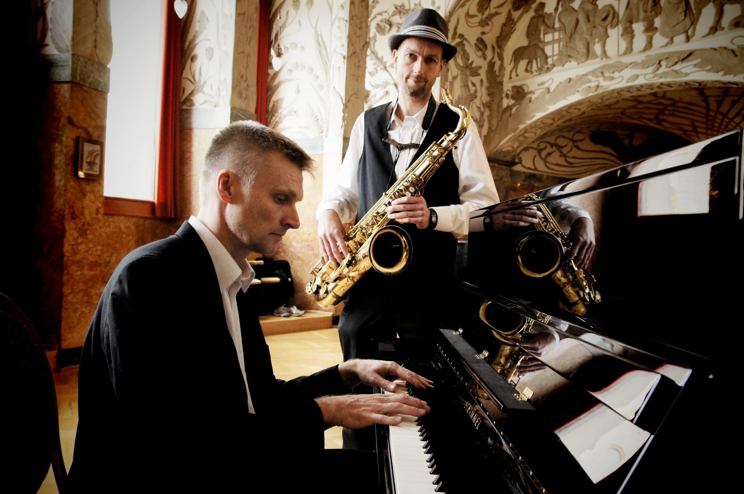 Blue Notes med klaver og saxofon