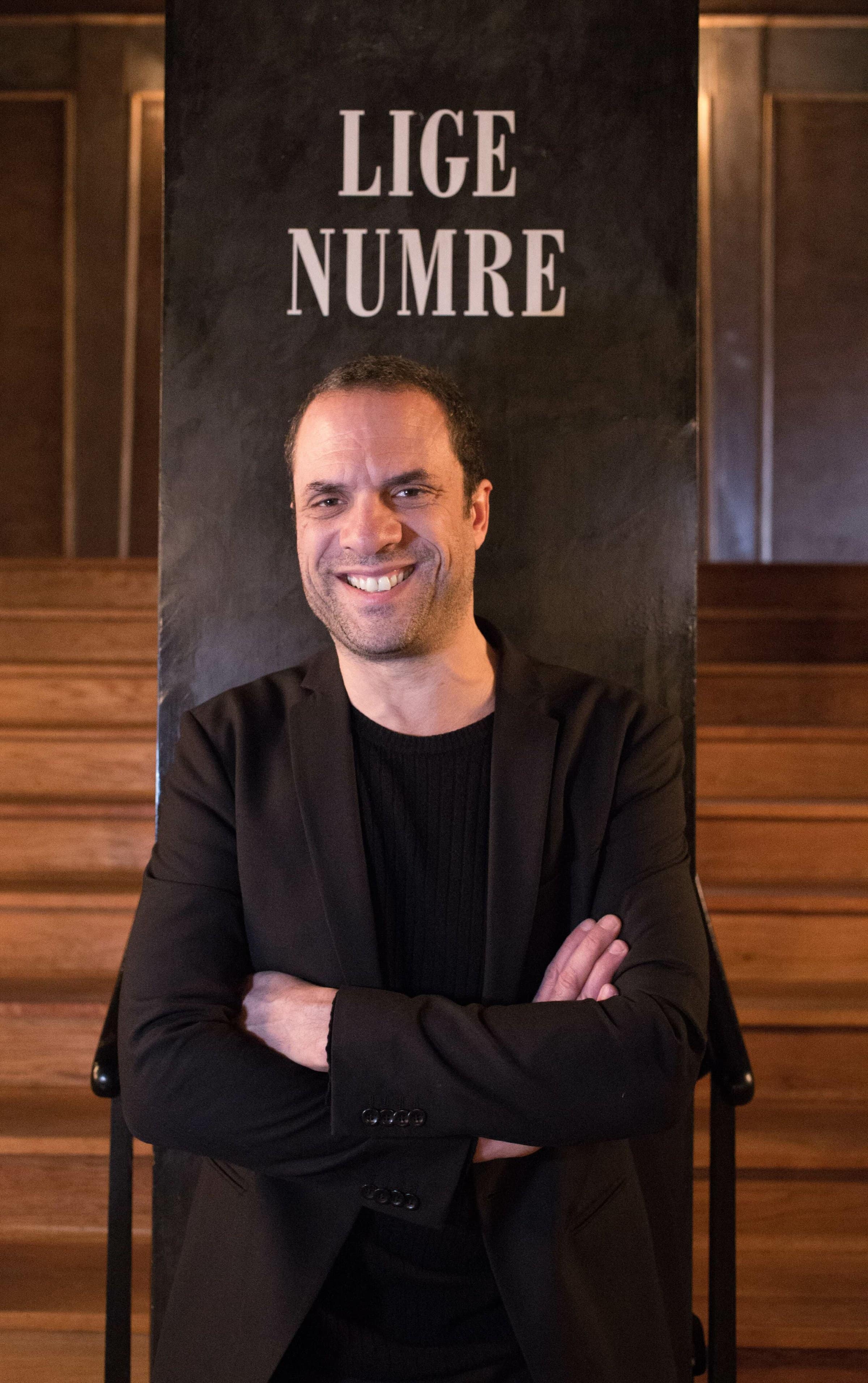 Bobo Moreno foran skilt.5