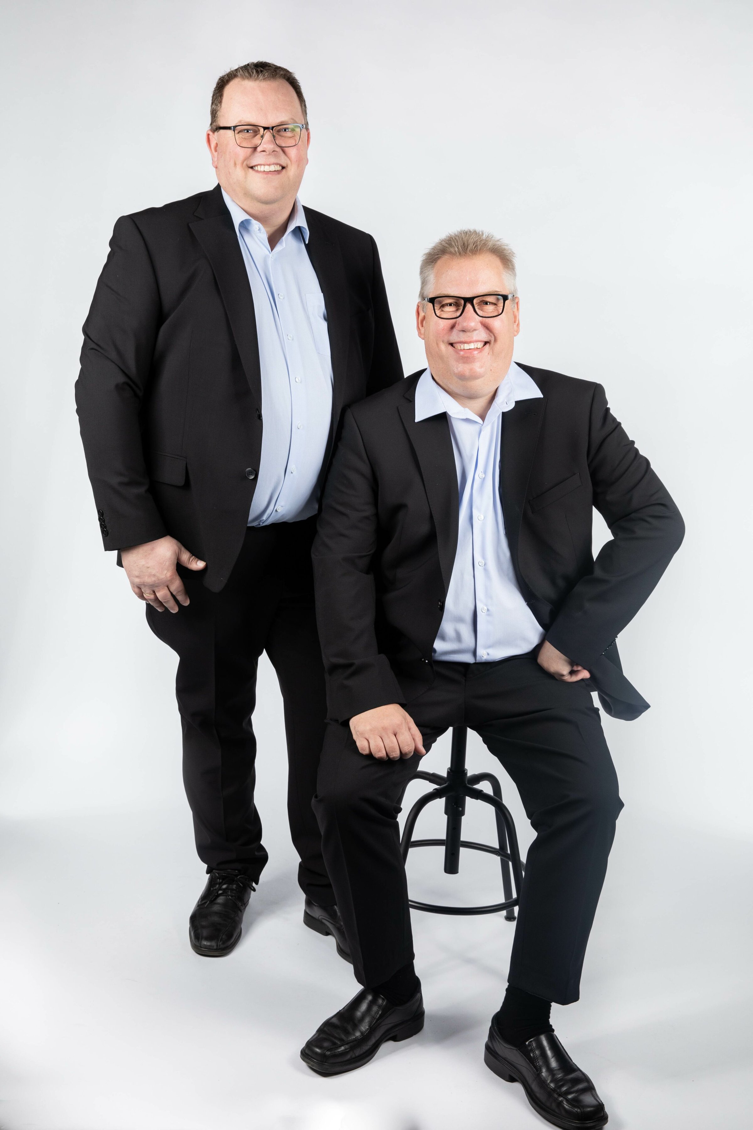 Butterflies i fuld figur og hvid baggrund