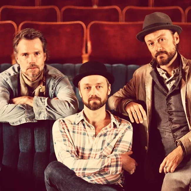 Dissing og Las sidder i biograf