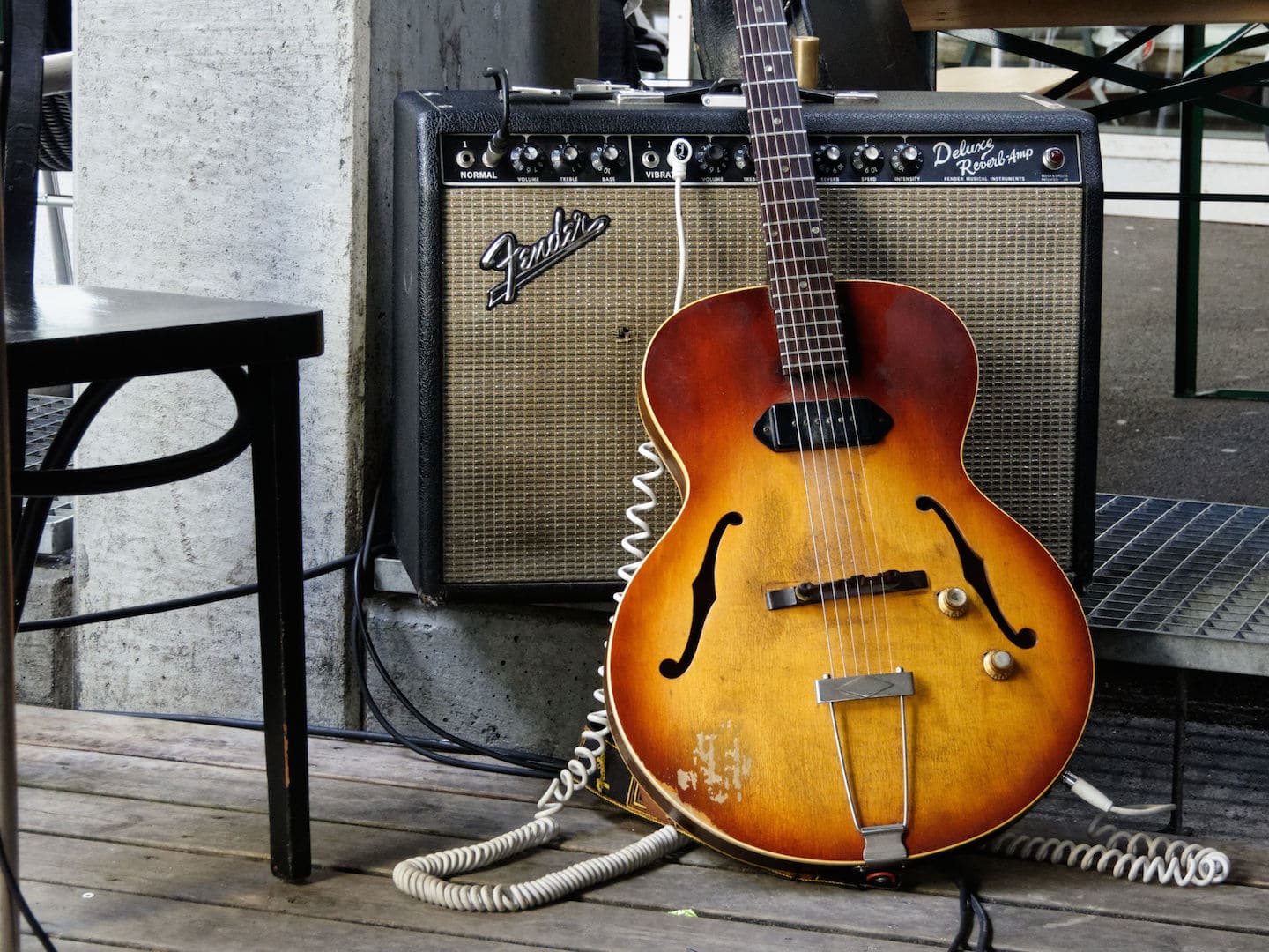 Max Wolff guitar alene