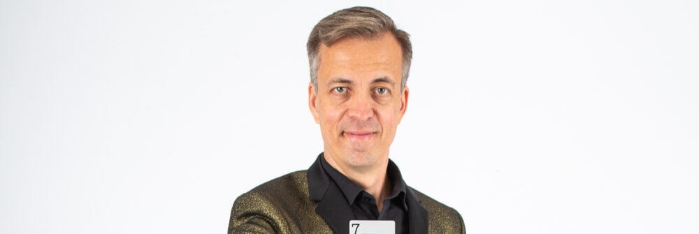 Michael Frederiksen med hvid baggrund