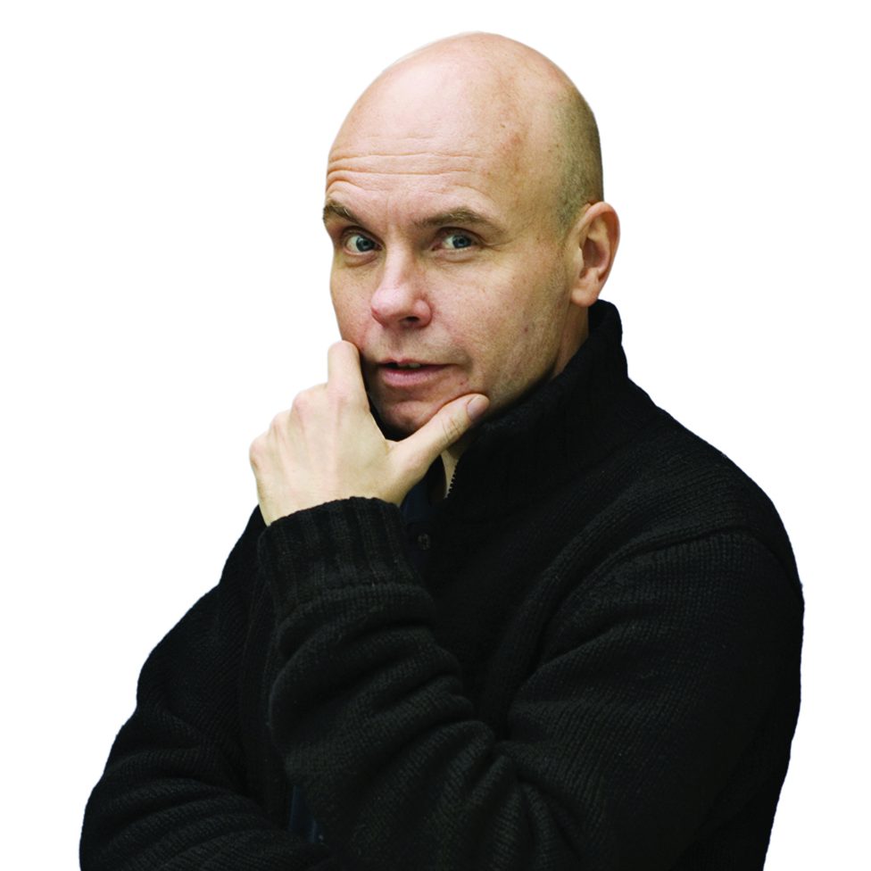 Povl Carstensen iført sort trøje