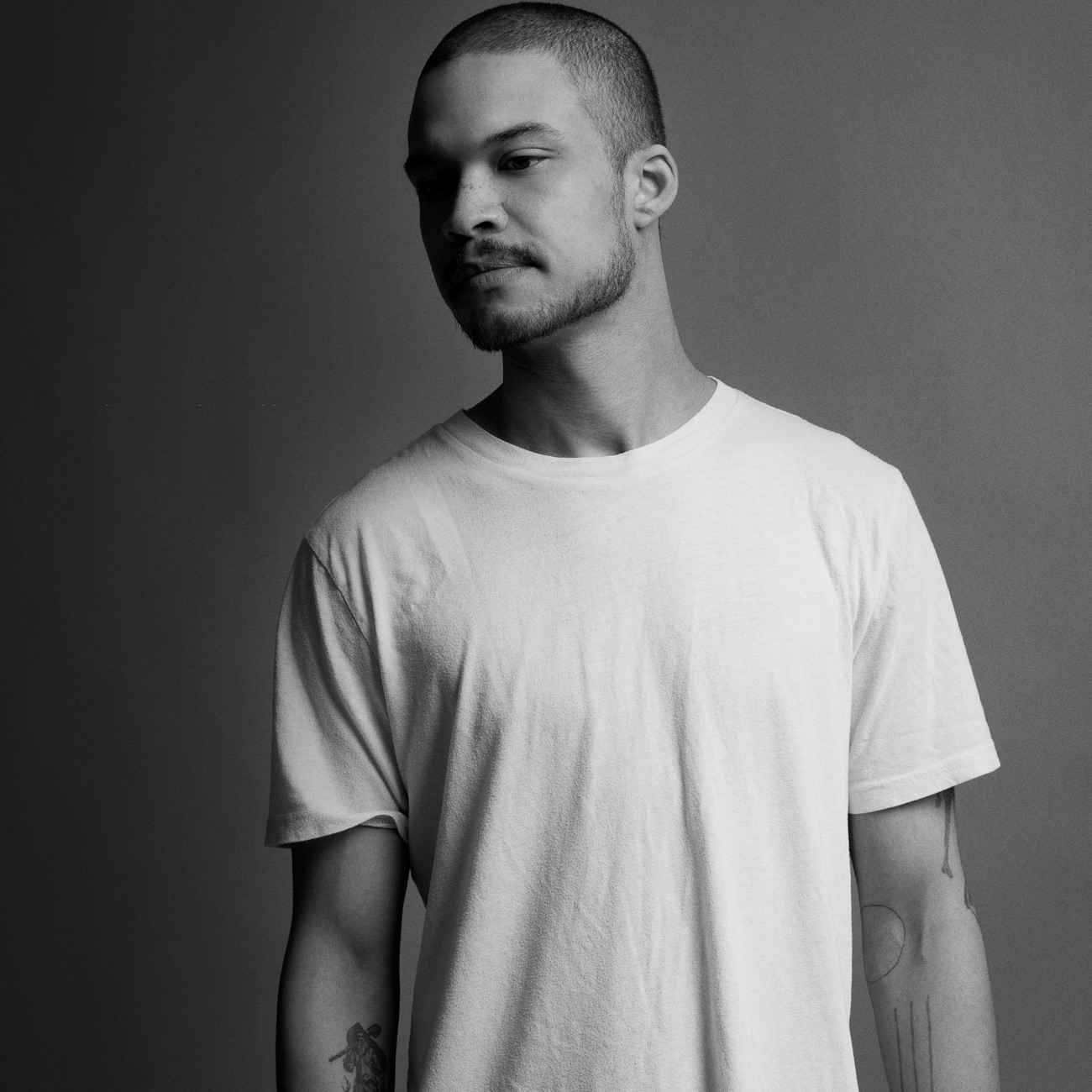 Shaka Loveless portræt