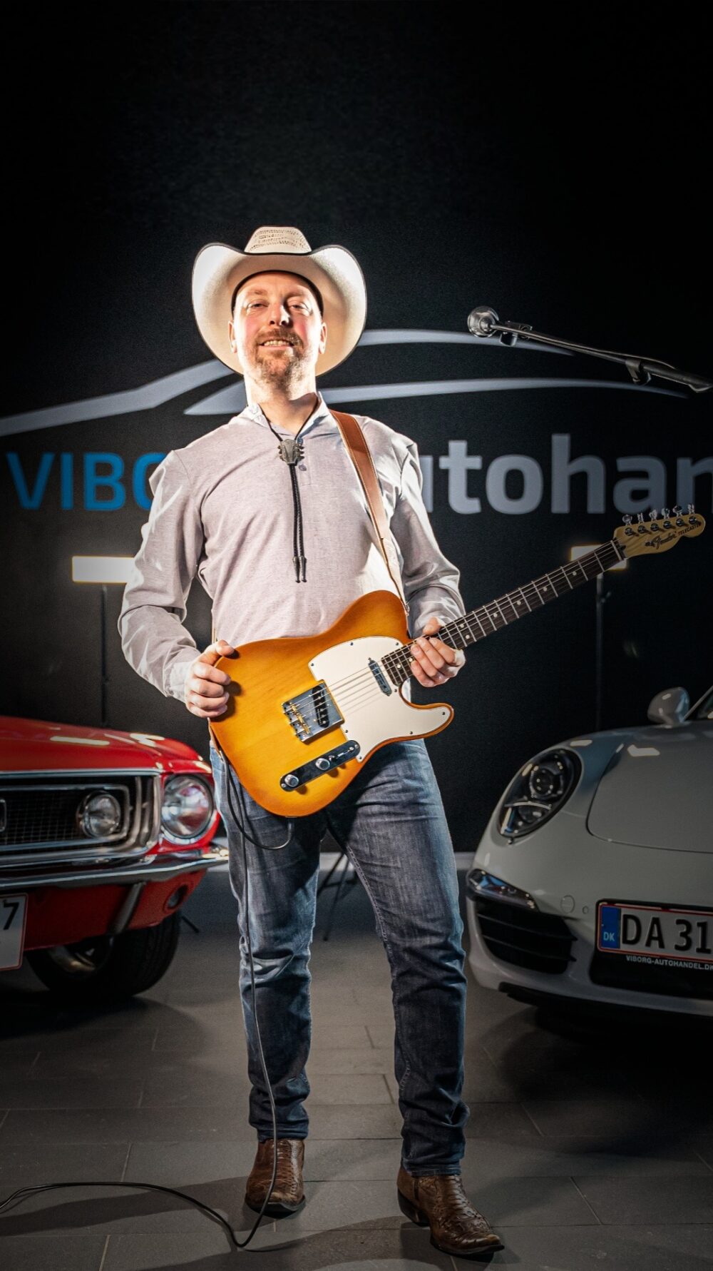 Mikkel Ørligur stående uden filter