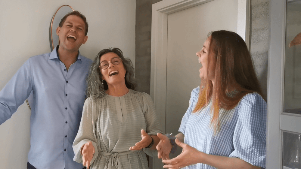 Vellyd tre musikere der synger